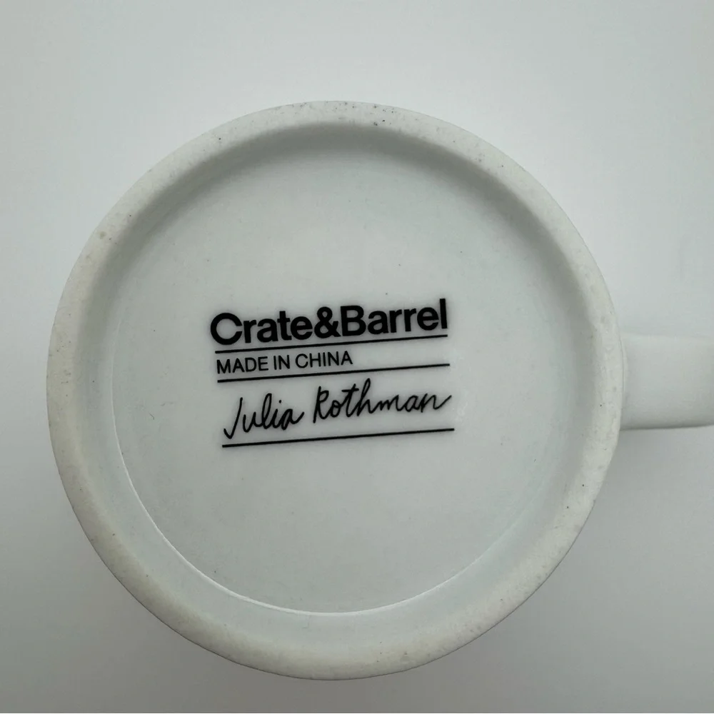 Crate & Barrel Julia Rothman Yule Tree Child’s Hot Cocoa Mug 8 oz White Red